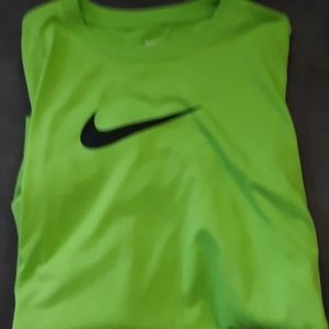Nike t shirt